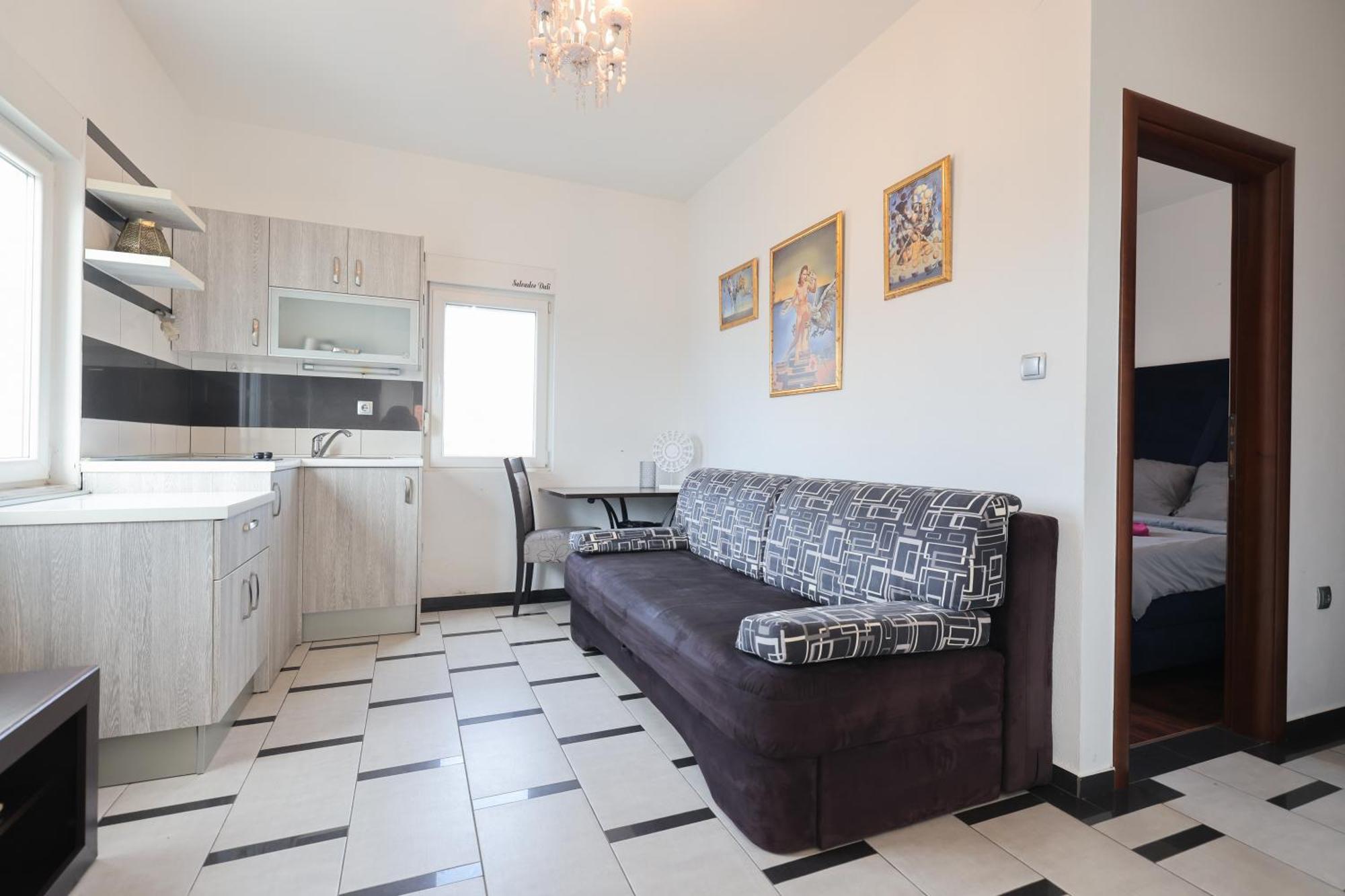 Villa Eni Бибинье Экстерьер фото